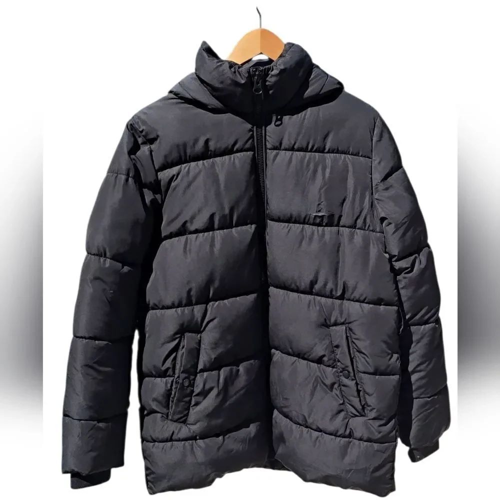 Divided Black Puffer Jacket - Picture 7 of 10